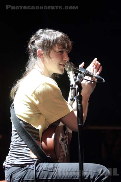 BUKE AND GASS - 2011-02-22 - PARIS - Cafe de la Danse - 